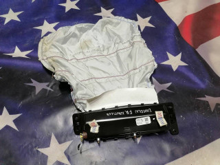 подушка безопасности коленная Lincoln Nautilus 1 поколение [рестайлинг] 2023, 2.0 л., бензин, АКПП, внедорожник 5 дв.