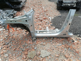 порог левый Mitsubishi Outlander 4 поколение 2022, 2.5 л., бензин, АКПП, внедорожник 5 дв.