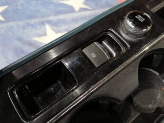 кнопка ручного тормоза (ручника) Lincoln Corsair 1 поколение 2021, 2.0 л., бензин, АКПП, внедорожник 5 дв.