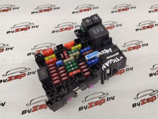 блок предохранителей Volkswagen Tiguan Allspace 1 поколение [рестайлинг] 2023, 2.0 л., бензин, АКПП, синий, внедорожник 5 дв., полный привод, 5Q0.937.615