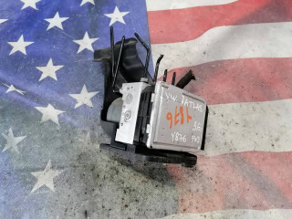 блок ABS Volkswagen Atlas 1 поколение 2018, 3.6 л., бензин, АКПП, белый, внедорожник 5 дв., передний привод, 5Q0614517