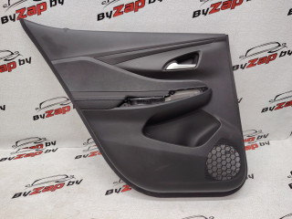 обшивка двери задняя левая Buick Envista 1 поколение 2024, 1.2 л., бензин, АКПП, оранжевый, внедорожник 5 дв., передний привод, 42845426