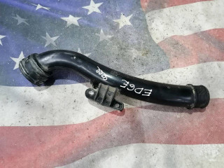 патрубок интеркулера Ford Edge 2 поколение CD539 [рестайлинг] 2020, 2.0 л., бензин, АКПП, внедорожник 5 дв.