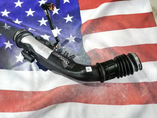 патрубок интеркулера Lincoln Corsair 1 поколение 2021, 2.0 л., бензин, АКПП, внедорожник 5 дв.