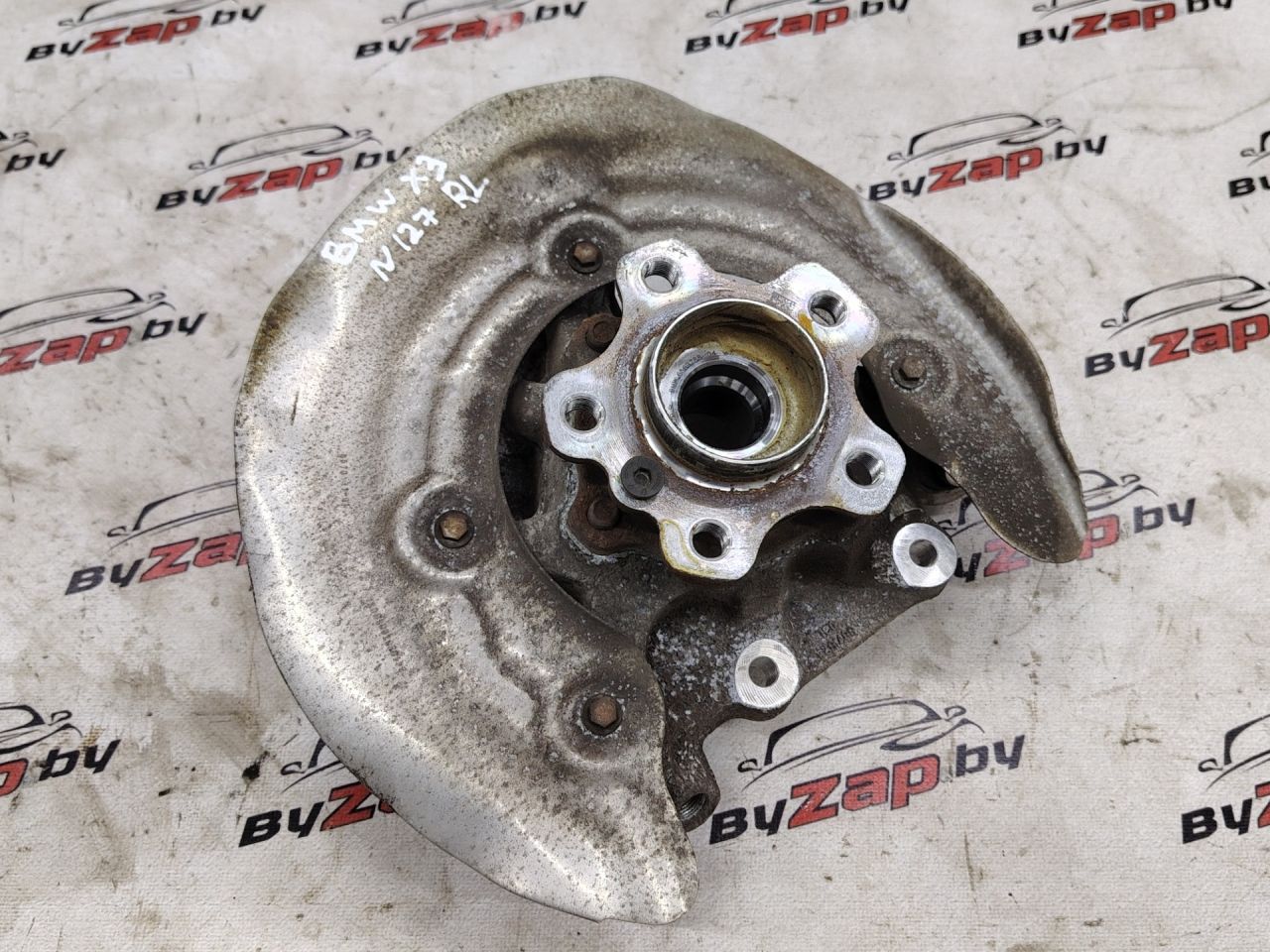 кулак задний левый BMW X3 G01 2020, 2.0 л., B46 B20 B, бензин, АКПП, черный, внедорожник 5 дв., полный привод, 115772-10 - фото №1