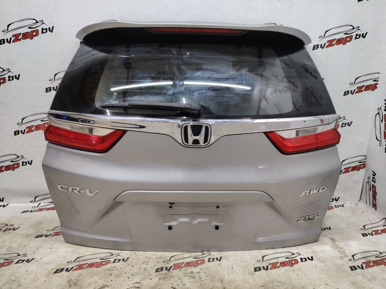 крышка багажника (дверь 3-5) Honda CR-V 5 поколение 2019, 1.5 л., бензин, АКПП, серый, внедорожник 5 дв., полный привод, правый руль - фото №1