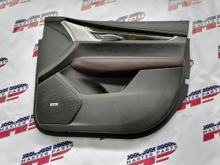 обшивка двери передняя правая Cadillac XT6 1 поколение 2020, 3.6 л., бензин, АКПП, черный, внедорожник 5 дв., передний привод, 84678660