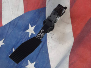 педаль GMC Terrain 2 поколение 2018, 2.0 л., бензин, АКПП, внедорожник 5 дв.