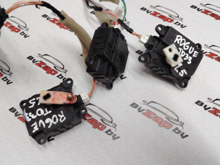 моторчик заслонки печки Nissan Rogue T33 2023, 1.5 л., бензин, АКПП, черный, внедорожник 5 дв., передний привод, 277316RF0A, 277326RF0A, 277306RF0A