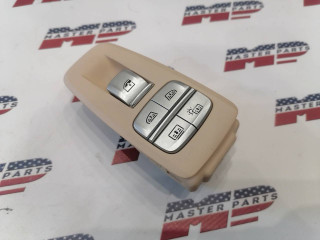 кнопка стеклоподъемника двери задней правой BMW 7 серия G11/G12 G12 2017, 3.0 л., B58 B30 A, бензин, АКПП, черный, седан, задний привод