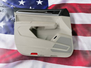 обшивка двери передняя левая Volkswagen Atlas 1 поколение 2019, 3.6 л., бензин, АКПП, внедорожник 5 дв.