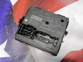 блок комфорта Audi A3 8Y 2023, 2.0 л., TFSI, бензин, АКПП, черный, седан, передний привод, 5WA907530