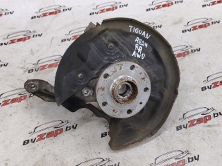 кулак задний правый Volkswagen Tiguan Allspace 1 поколение [рестайлинг] 2023, 2.0 л., бензин, АКПП, синий, внедорожник 5 дв., полный привод, 5QN.505.436.A