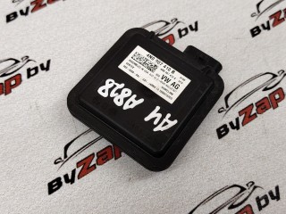 Антенна системы комфортного доступа Audi A4 B9 2019, 2.0 л., бензин, АКПП, серый, седан, полный привод, 4N0807410A