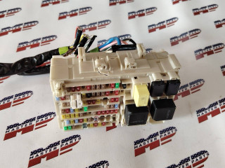 блок предохранителей Mitsubishi Outlander 4 поколение 2023, 2.5 л., бензин, АКПП, красный, внедорожник 5 дв., передний привод, 8565A577