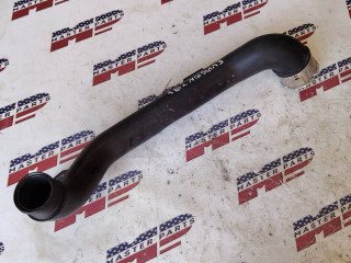 патрубок интеркулера Buick Envision 2 поколение 2021, 2.0 л., бензин, АКПП, красный, внедорожник 5 дв., передний привод, 84984144