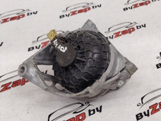 подушка крепления двигателя Audi A4 B9 2019, 2.0 л., бензин, АКПП, серый, седан, полный привод, 782.215.147.918