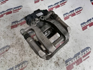 суппорт задний левый Cadillac XT6 1 поколение 2020, 3.6 л., бензин, АКПП, черный, внедорожник 5 дв., передний привод, 84769877