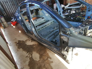 порог правый Tesla Model 3 1 поколение [рестайлинг] Highland 2023, электро, АКПП, серый, седан, задний привод