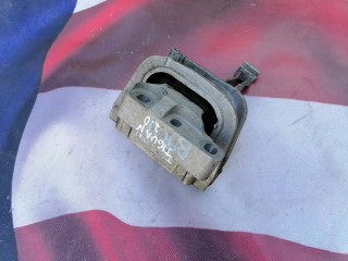 подушка крепления двигателя Volkswagen Tiguan 2 поколение 2018, 2.0 л., бензин, АКПП, внедорожник 5 дв.