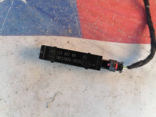 Антенна системы комфортного доступа Buick Encore GX 1 поколение 2021, 1.2 л., бензин, АКПП, внедорожник 5 дв., 13580789