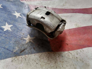 суппорт передний правый Honda Insight 3 поколение 2019, 1.5 л., бензин, АКПП, седан