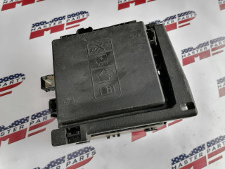 блок предохранителей Cadillac XT6 1 поколение 2020, 3.6 л., бензин, АКПП, черный, внедорожник 5 дв., передний привод, 84590857