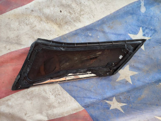 стекло кузовное боковое правое GMC Terrain 2 поколение 2018, 2.0 л., бензин, АКПП, внедорожник 5 дв.