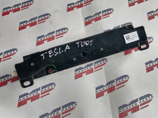 антенна Tesla Model 3 1 поколение [рестайлинг] Highland 2023, электро, АКПП, серый, седан, задний привод, 1585601