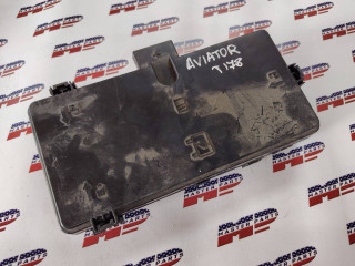 блок предохранителей Lincoln Aviator 2 поколение 2020, 3.0 л., бензин, АКПП, черный, внедорожник 5 дв., полный привод, L1MT-14D068