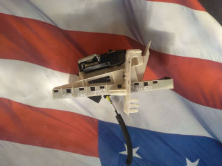 замок двери задней правой Ford Edge 2 поколение CD539 2016, 2.0 л., бензин, АКПП, внедорожник 5 дв.