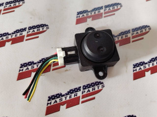 блок управления сиденьем Mitsubishi Outlander 4 поколение 2023, 2.5 л., бензин, АКПП, красный, внедорожник 5 дв., передний привод