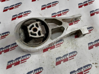 подушка крепления двигателя Buick Encore GX 1 поколение 2020, 1.2 л., бензин, АКПП, черный, внедорожник 5 дв., передний привод, 60005915