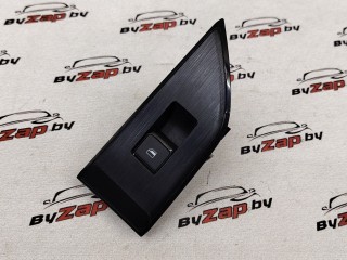 кнопка стеклоподъемника двери задней левой Nissan Rogue T33 2022, 1.5 л., бензин, АКПП, черный, внедорожник 5 дв., передний привод, 254116XJ0B