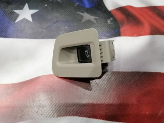 кнопка открытия багажника Audi Q3 F3 2021, 2.0 л., бензин, АКПП, внедорожник 5 дв.