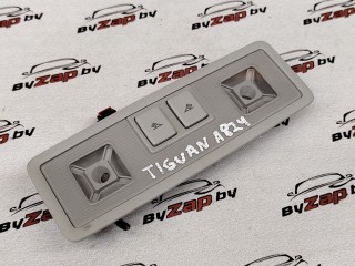 фонарь салона (плафон) Volkswagen Tiguan Allspace 1 поколение [рестайлинг] 2023, 2.0 л., бензин, АКПП, синий, внедорожник 5 дв., полный привод, 5G0947291