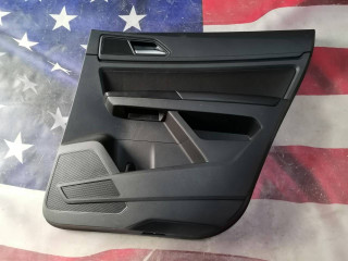 обшивка двери задняя правая Volkswagen Atlas Cross Sport 1 поколение 2020, 2.0 л., бензин, АКПП, внедорожник 5 дв.