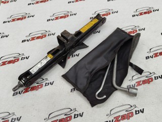 домкрат Nissan Rogue T33 2022, 2.5 л., бензин, АКПП, белый, передний привод, 995507FR0A