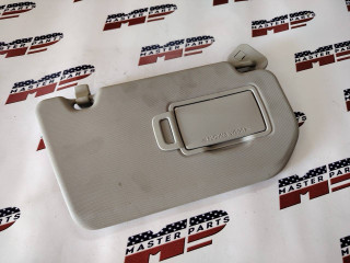 козырек солнцезащитный Mitsubishi Outlander 4 поколение 2023, 2.5 л., бензин, АКПП, красный, внедорожник 5 дв., передний привод