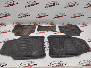 Коврики салона Nissan Rogue T33 2023, 1.5 л., бензин, АКПП, черный, внедорожник 5 дв., передний привод