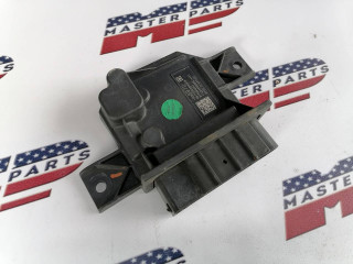 блок управления топливным насосом Cadillac XT6 1 поколение 2020, 3.6 л., бензин, АКПП, черный, внедорожник 5 дв., передний привод, 13536972