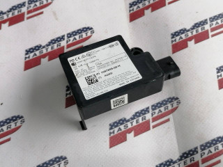 блок Bluetooth Tesla Model 3 1 поколение [рестайлинг] Highland 2023, электро, АКПП, серый, седан, задний привод, 1097855