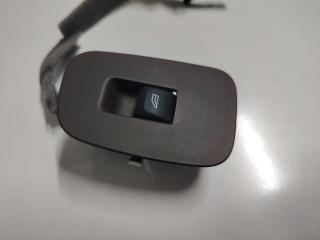 кнопка стеклоподъемника двери передней правой Volvo XC60 2 поколение 2019, 2.0 л., бензин, АКПП, внедорожник 5 дв.