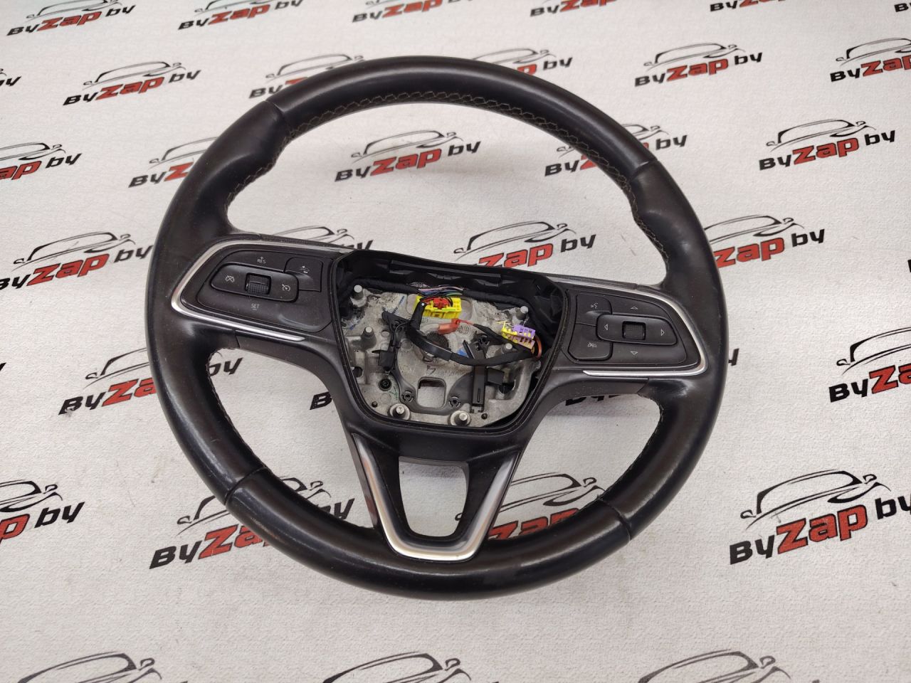 руль Buick Encore GX 1 поколение 2022, 1.3 л., бензин, АКПП, красный, внедорожник 5 дв., полный привод - фото №1