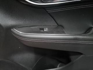 кнопка стеклоподъемника двери передней правой Buick Envision 2 поколение 2021, 2.0 л., бензин, АКПП, красный, внедорожник 5 дв., передний привод