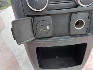 разъем AUX / USB Ford Explorer 6 поколение U625 2020, 2.3 л., бензин, АКПП, внедорожник 5 дв.