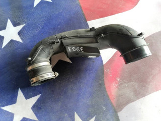 патрубок воздушного фильтра Ford Edge 2 поколение CD539 [рестайлинг] 2019, 2.0 л., бензин, АКПП, внедорожник 5 дв.