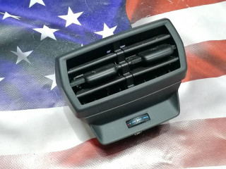 дефлектор обдува салона Audi A3 8Y 2023, 2.0 л., TFSI, бензин, АКПП, черный, седан, передний привод