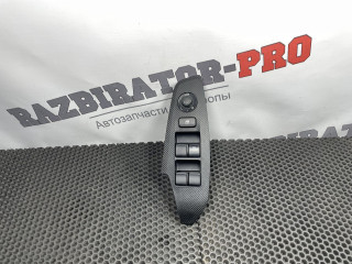 блок управления стеклоподъемниками Mazda 3 2 поколение [рестайлинг] BM 2013, 2.2 л., дизель, МКПП, BHR966350A, BJE766350, B45C684L1