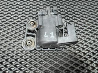 клапан компрессора пневмоподвески Land Rover Range Rover 3 поколение 2002, 2.9 л., M 57 D 30, дизель, АКПП, внедорожник 5 дв.